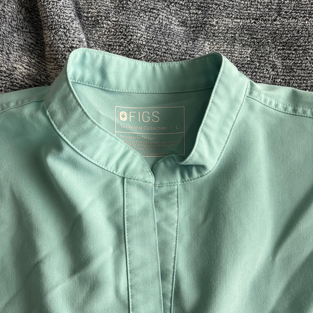 Figs Aqua Rafaela Top